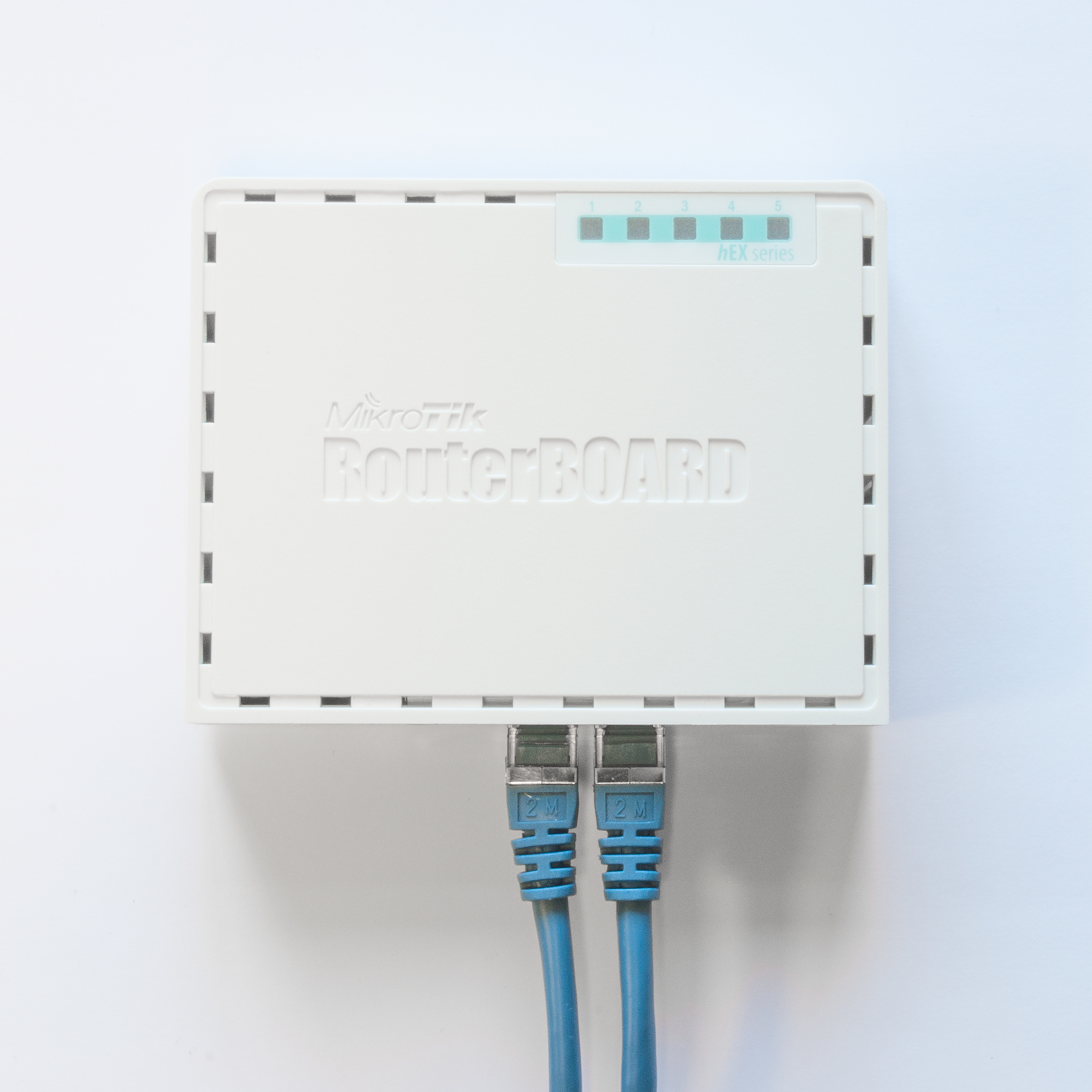 Router RB750Gr3 Mikrotik Para Venta de Fichas de Internet - Hotspot